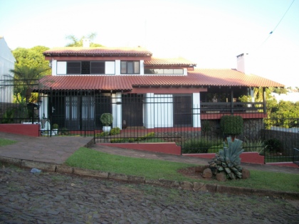 Casa 3 dormitórios Brenner - Cruz Alta, RS